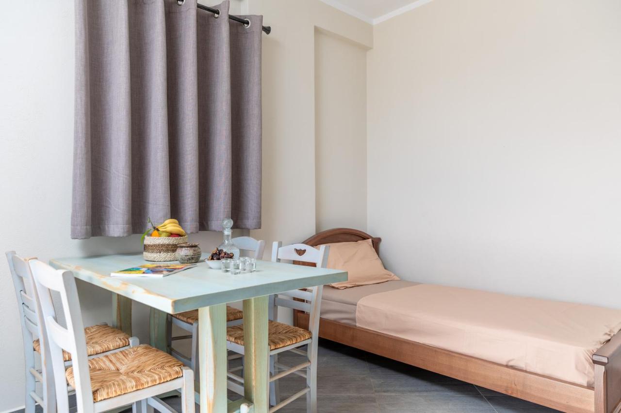 Ligaridia Apartments Moutsoúna 外观 照片