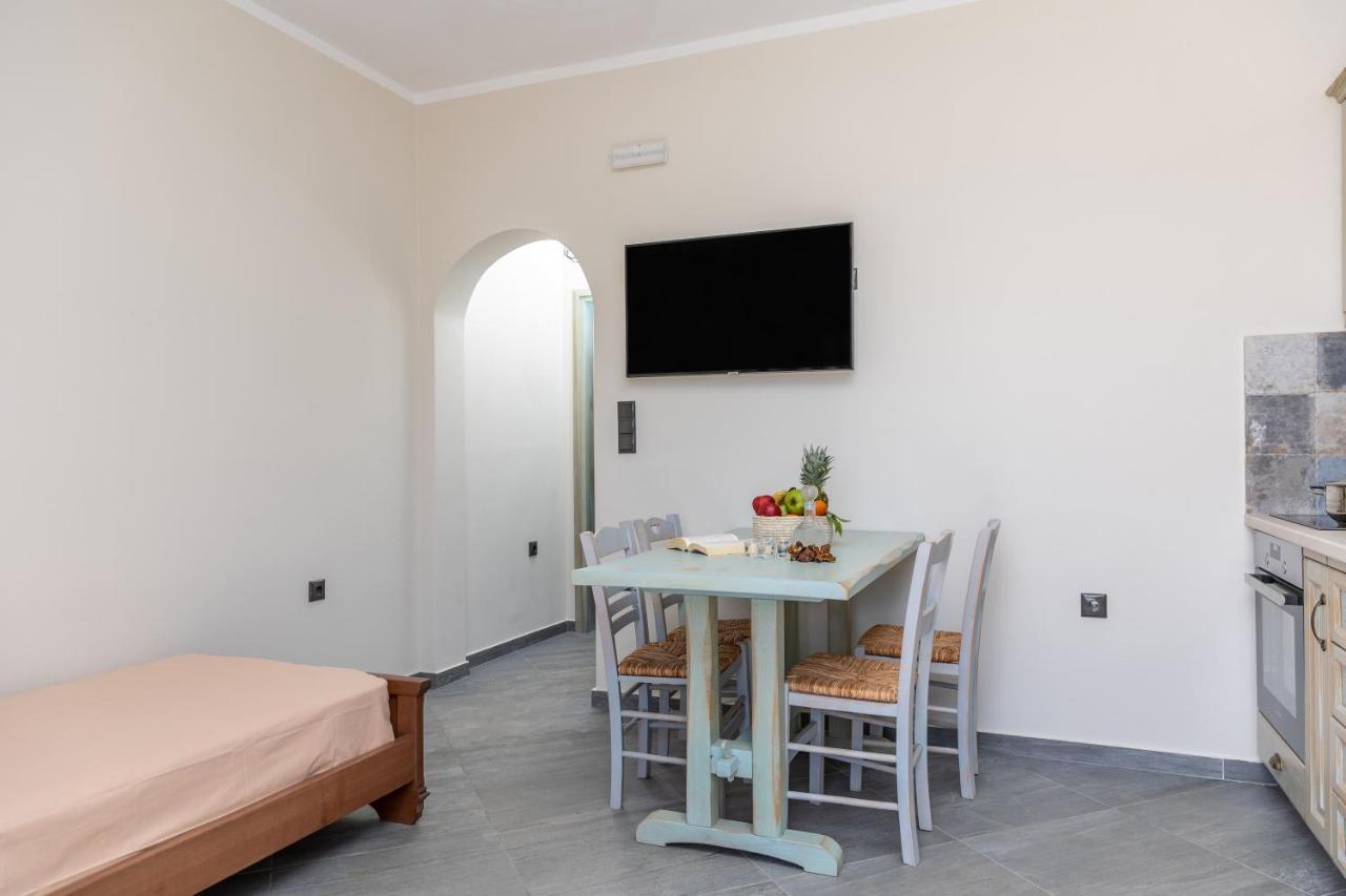 Ligaridia Apartments Moutsoúna 外观 照片